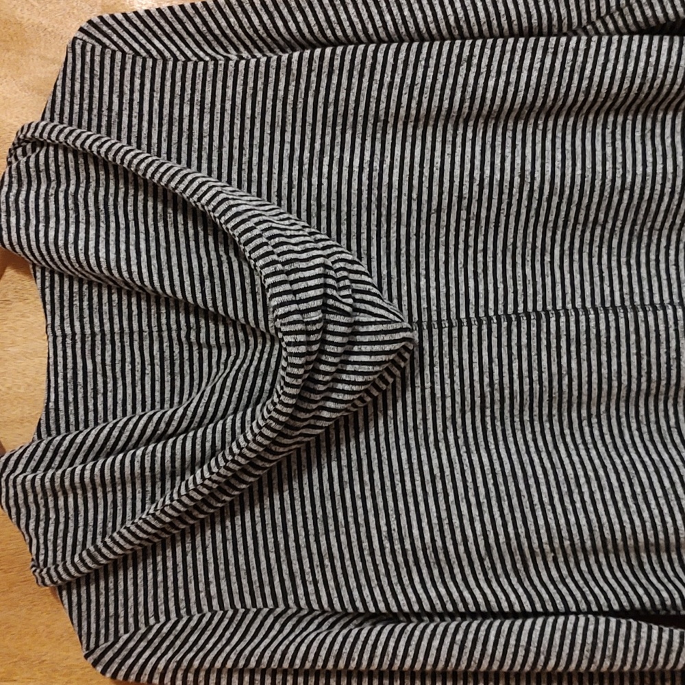 Premise Womens Cozy Hooded Tunic Top Black and Gray Striped Long Sleeve Size S - Picture 6 of 13